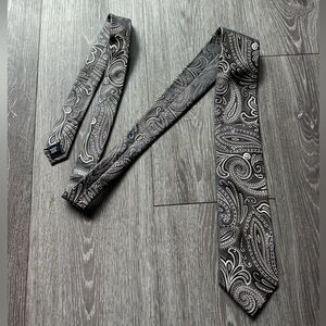 Stafford Paisley Silk Tie in Black and Gray